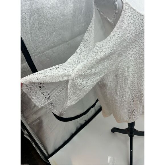 International concepts, 3/4 sleeve cold shoulder blouse size 3x - Picture 16 of 16